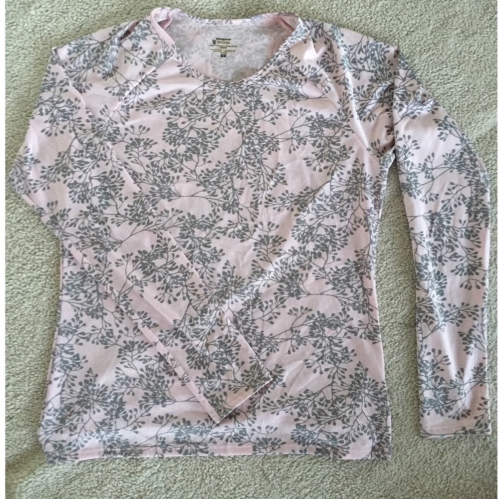 Patagonia performance Long sleeve Floral capilene